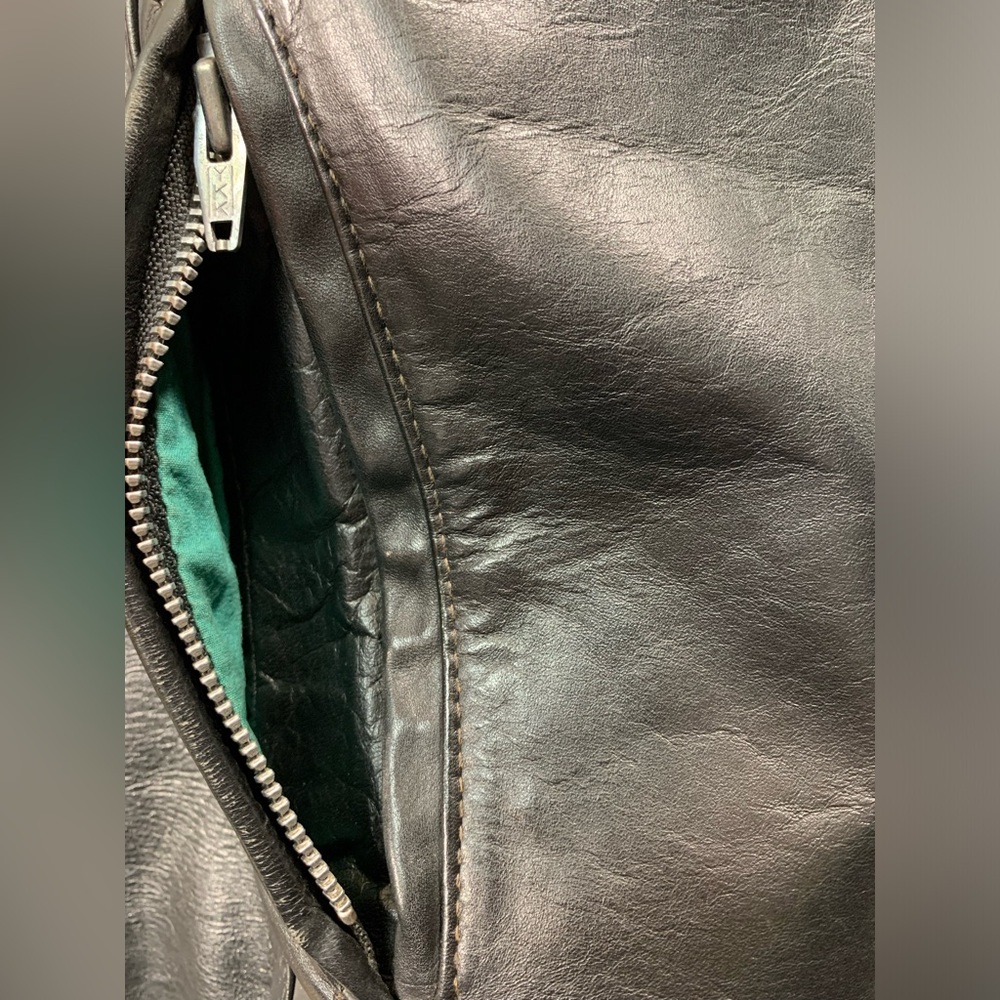 Vintage Bristol Cafe Racer Motorcycle Leather
Black punk - Picture 9 of 14